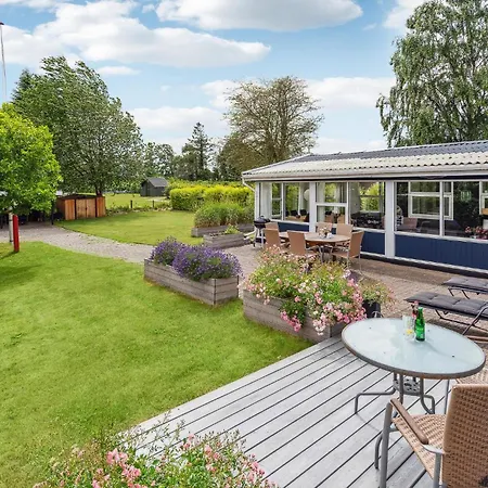 3 Bedroom Lovely In