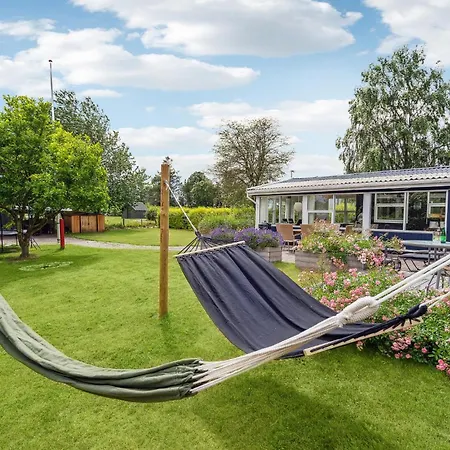 3 Bedroom Lovely In Holiday home *